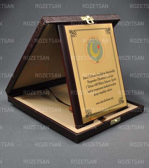 Plaket 024R